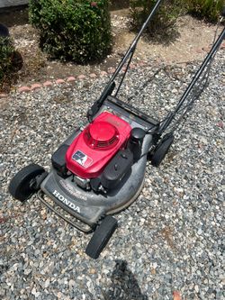 Honda Lawnmower 216