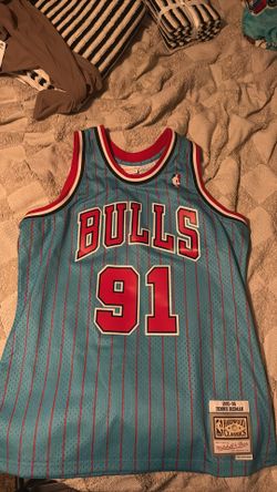 Large/XL Dennis Rodman Bulls Jersey Brand New