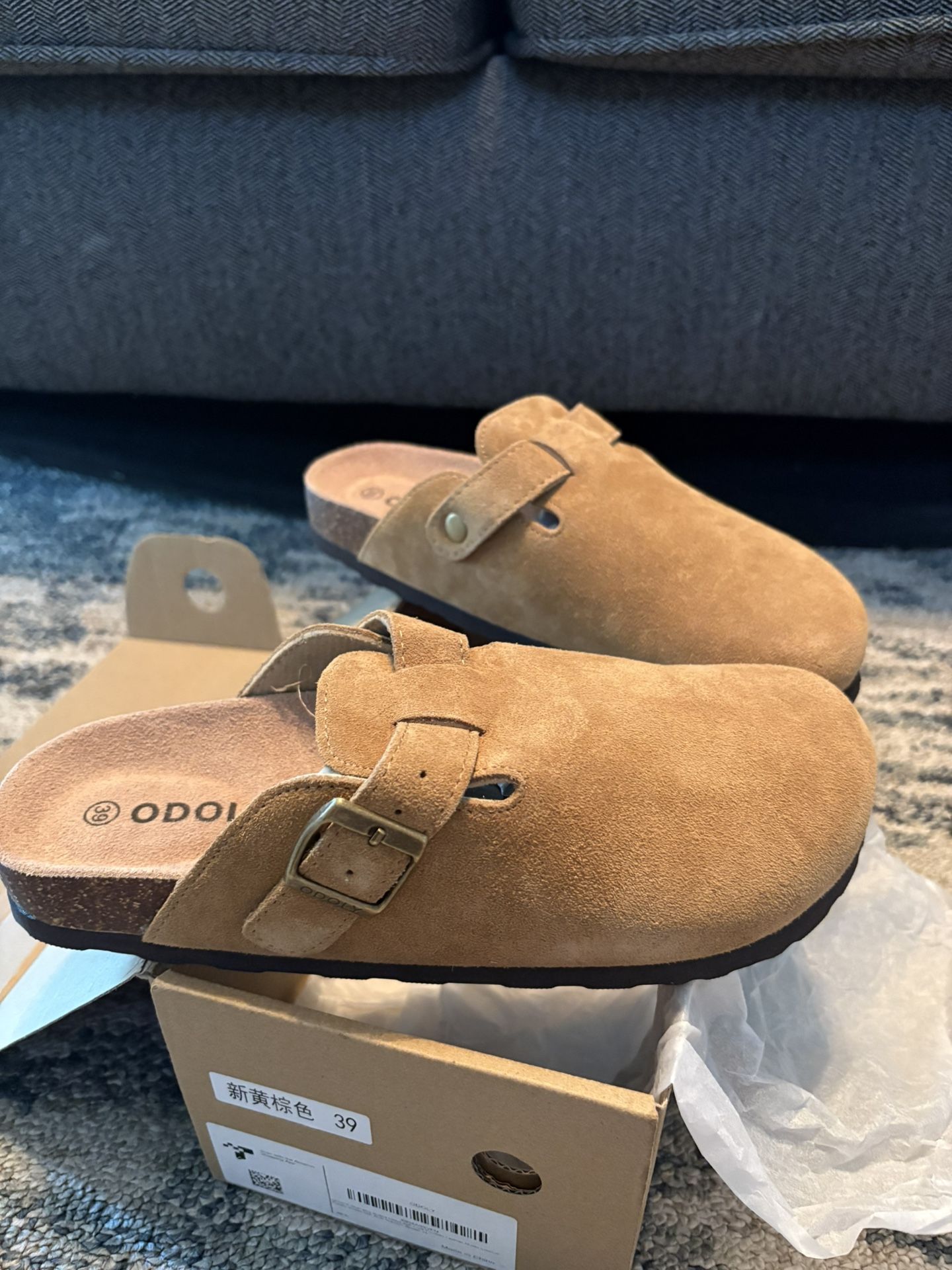 ODOLY Suede Clogs - Size 39 (Women's