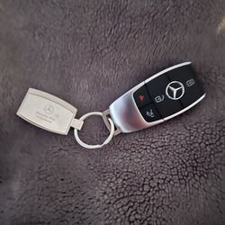 MAKE OFFER / MERCEDES BENZ KEY FOB / NEW 💥❗️