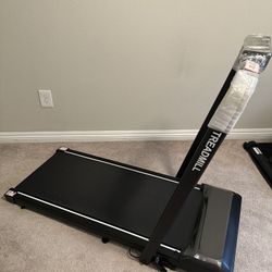Brand New Never Used 2 In 1 Foldable Treadmill/Walking Pad with Incline 