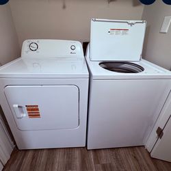 Washing machine and dryer set