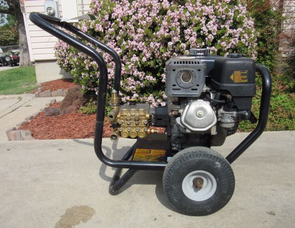 Dewalt pressure washer 3800 psi for Sale in Seattle, WA - OfferUp