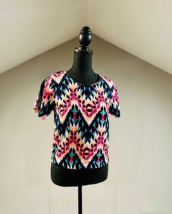 NWT - XS Top