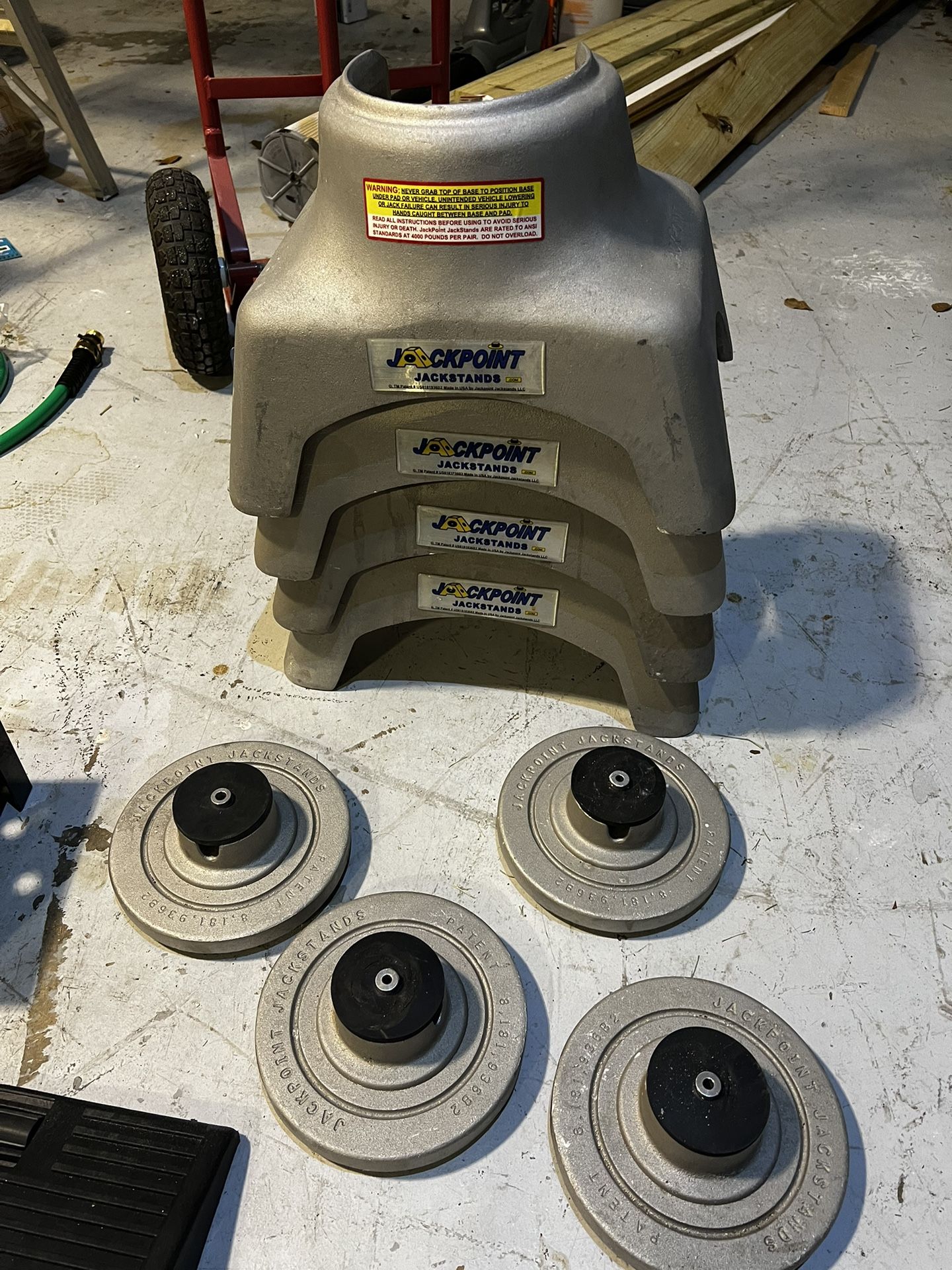 Jack Point Car Stand