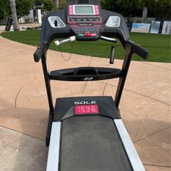 F80 Sole Treadmill 