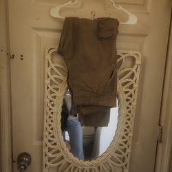 MEN'S WRANGLER BRAND REGULAR TAPER STYLE DARK TAN KHAKI CARGO PANTS(SIZE: 32x30 