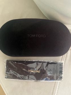 Tom Ford  Box and tissue for glasses