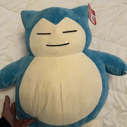 Snorlax Official Pokemon Plushie ! 
