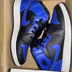 100$ Royal Blue Jordan 1s