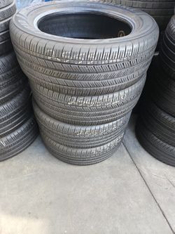 Set 255/55/20 Goodyear Assurance 