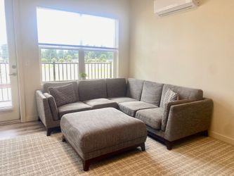 Sectional Couch with Ottoman