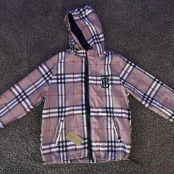 🔥Brand New Burberry Rain Jacket With Embroidered Logo Size XL🔥