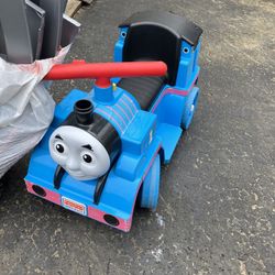 Power Wheels Thomas And Friends Ride-On Toy Train with Track