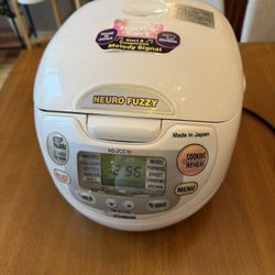 Zojirushi rice cooker，NS-ZCC10，