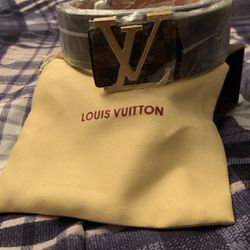 Brown Louis Vuitton 