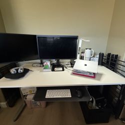 Workstation desk