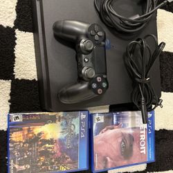 LIKE NEW PS4 SLIM 1 TB 