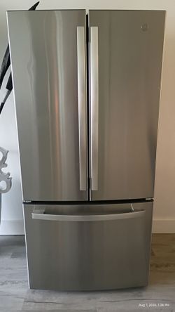 2022 GE 33 INCH FRENCH DOOR REFRIGERATOR