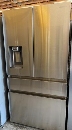 Samsung 4-Door Stainless Steel Refrigerator Fridge
