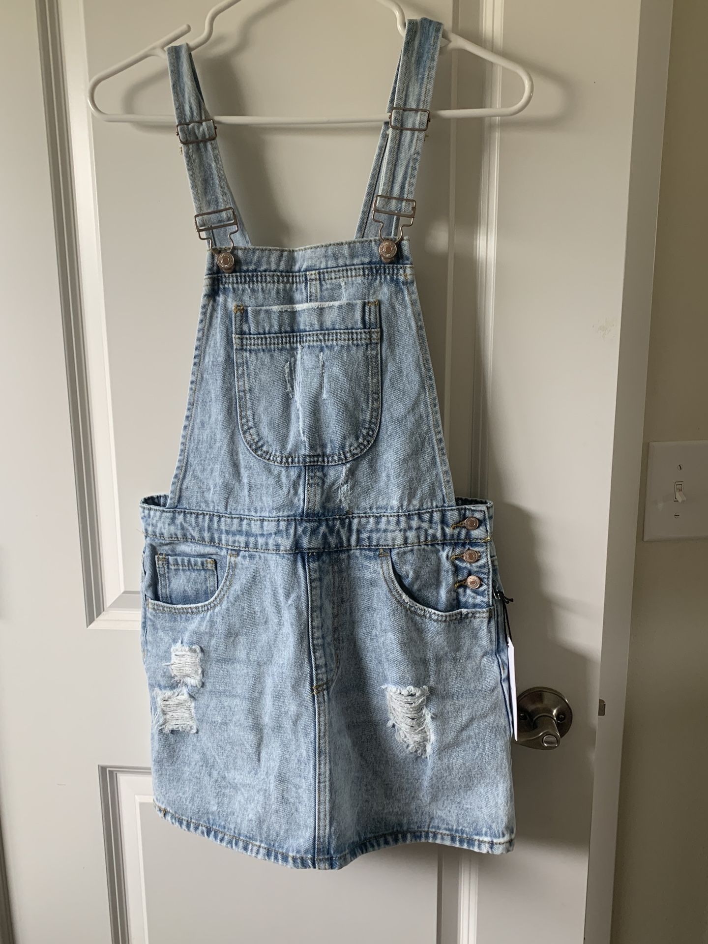 BRAND NEW with tag distressed Forever 21 overall dress
