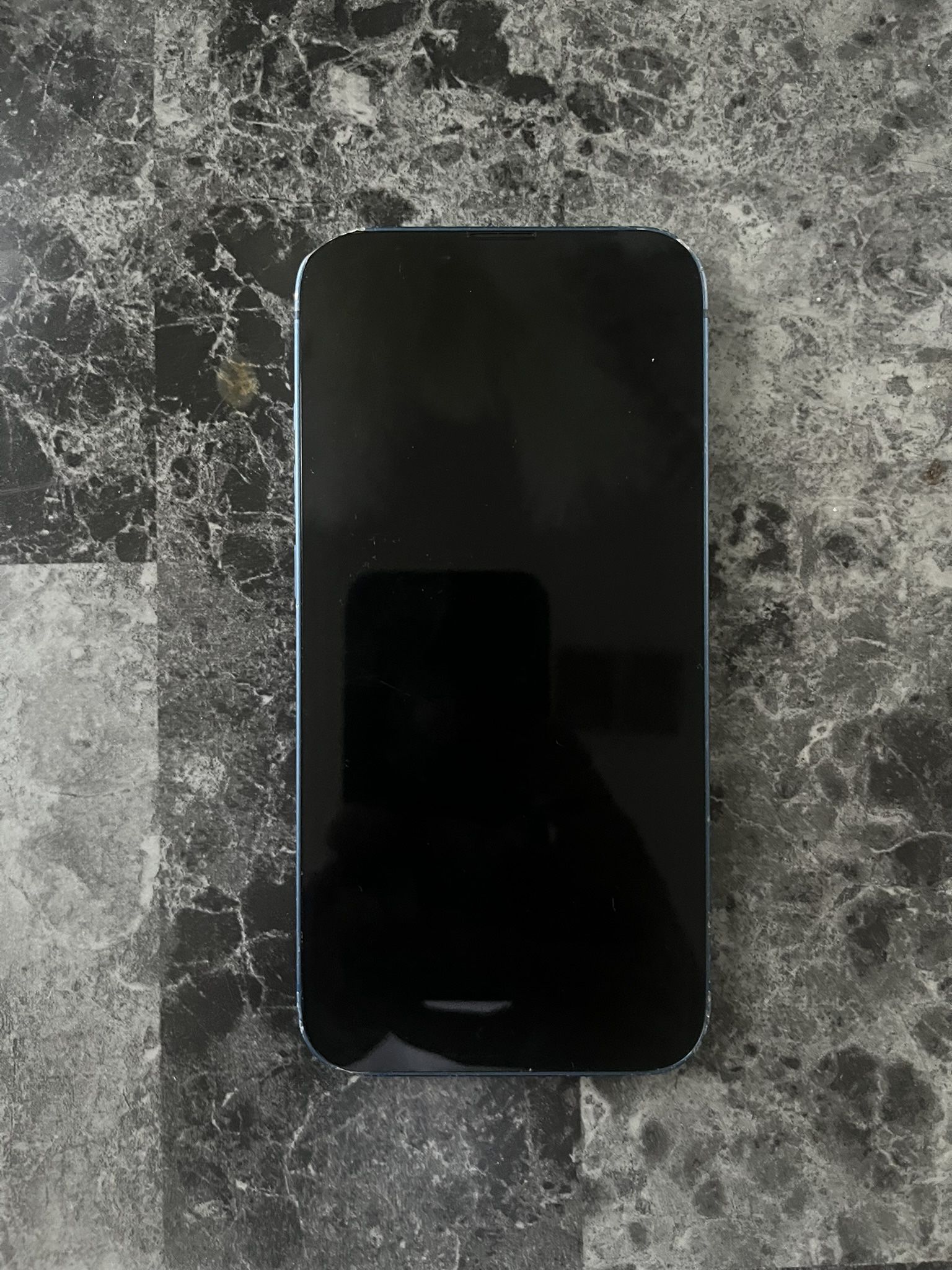 USED  Blue IPHONE 13 