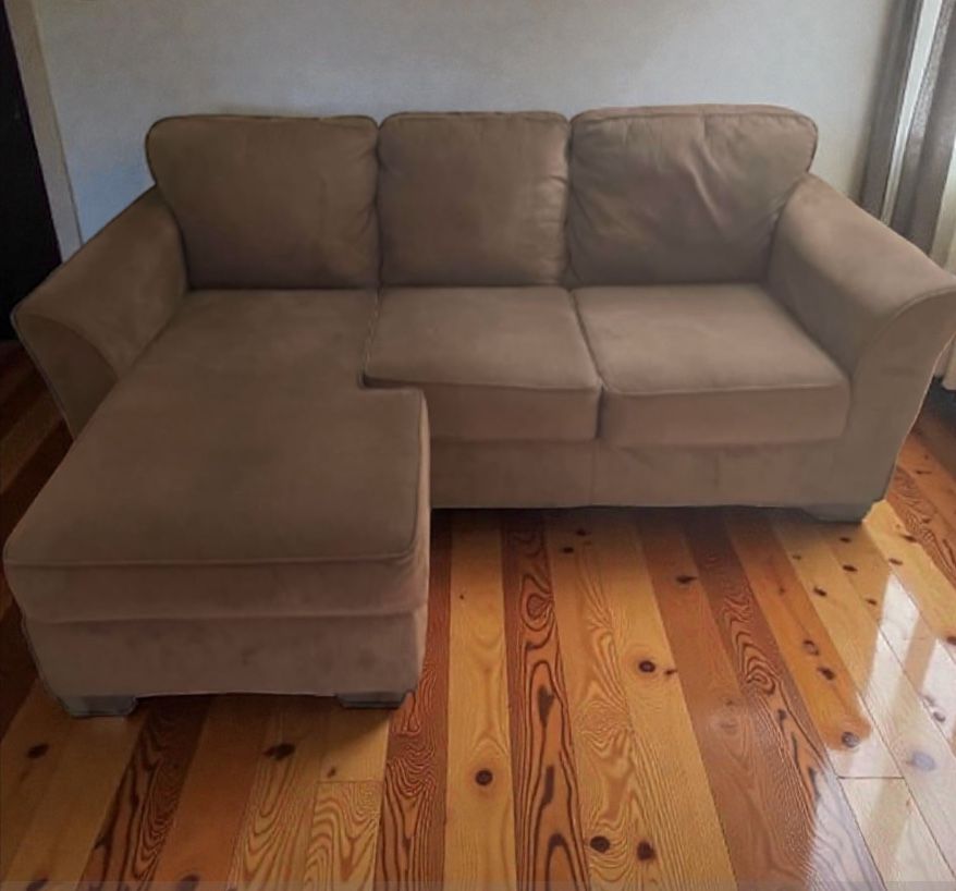 FREE TRANSPORT INCLUDED - Brown Sectional Couch Like New