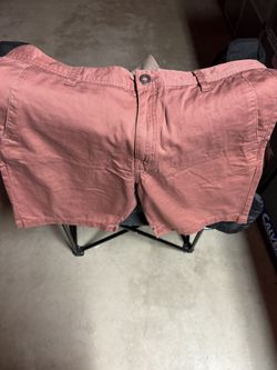 Volcom Shorts Size 36 (salmon) 