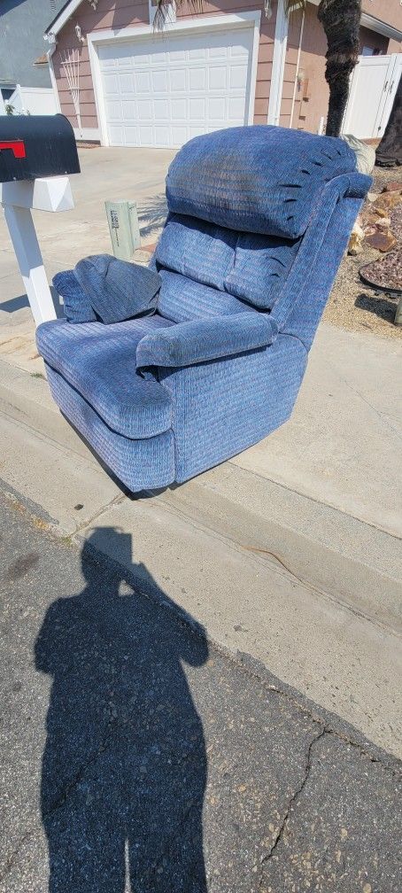 Free Rocker Recliner