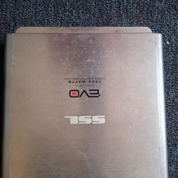 SLL/EVO 1000 WATTS AMP