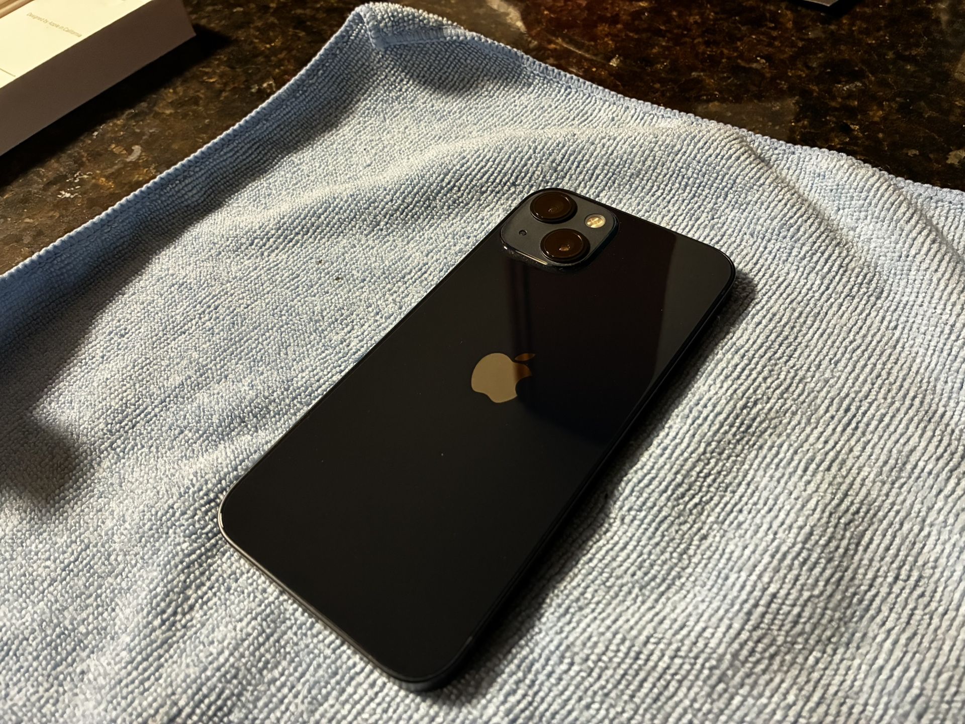 Brand New iPhone 13 128GB Midnight Unlocked