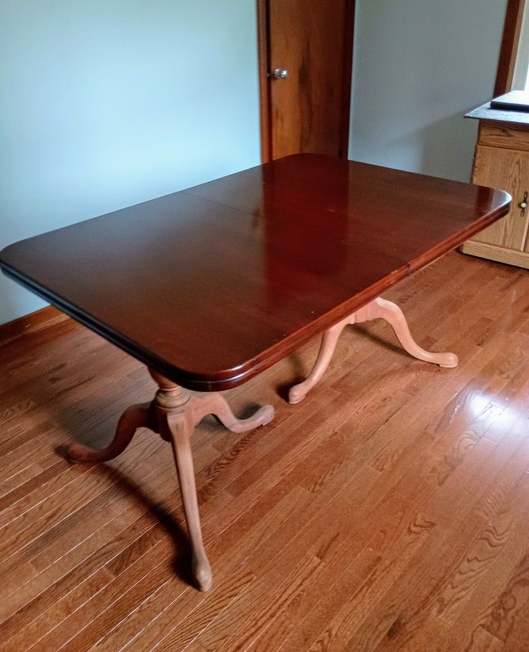 Vintage Dining Room Table - Moving, Great Deal!!!