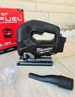 Milwaukee FUEL 18V BLACKOUT Jig Saw