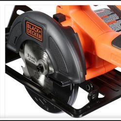 Black & Decker Saw Circular 20 Volt W/ Battery 