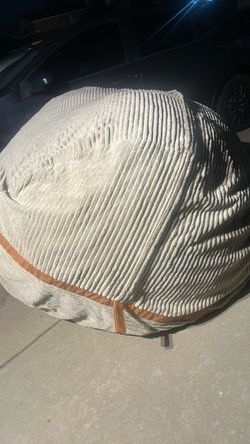 Beanbag chair