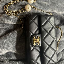 chanel lamb skin pearl quilted small bag 