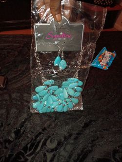 Necklace and earring set turquoise color