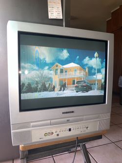 20in Magnavox dvd combo Crt Tv