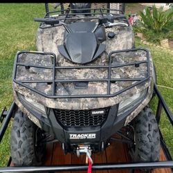 2021 4x4 Tracker off-road 570