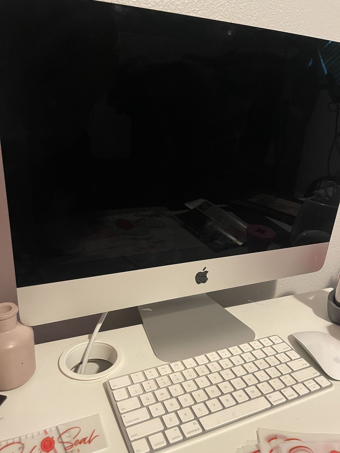 Imac 21.5 inch LED display (late 2015 Model)