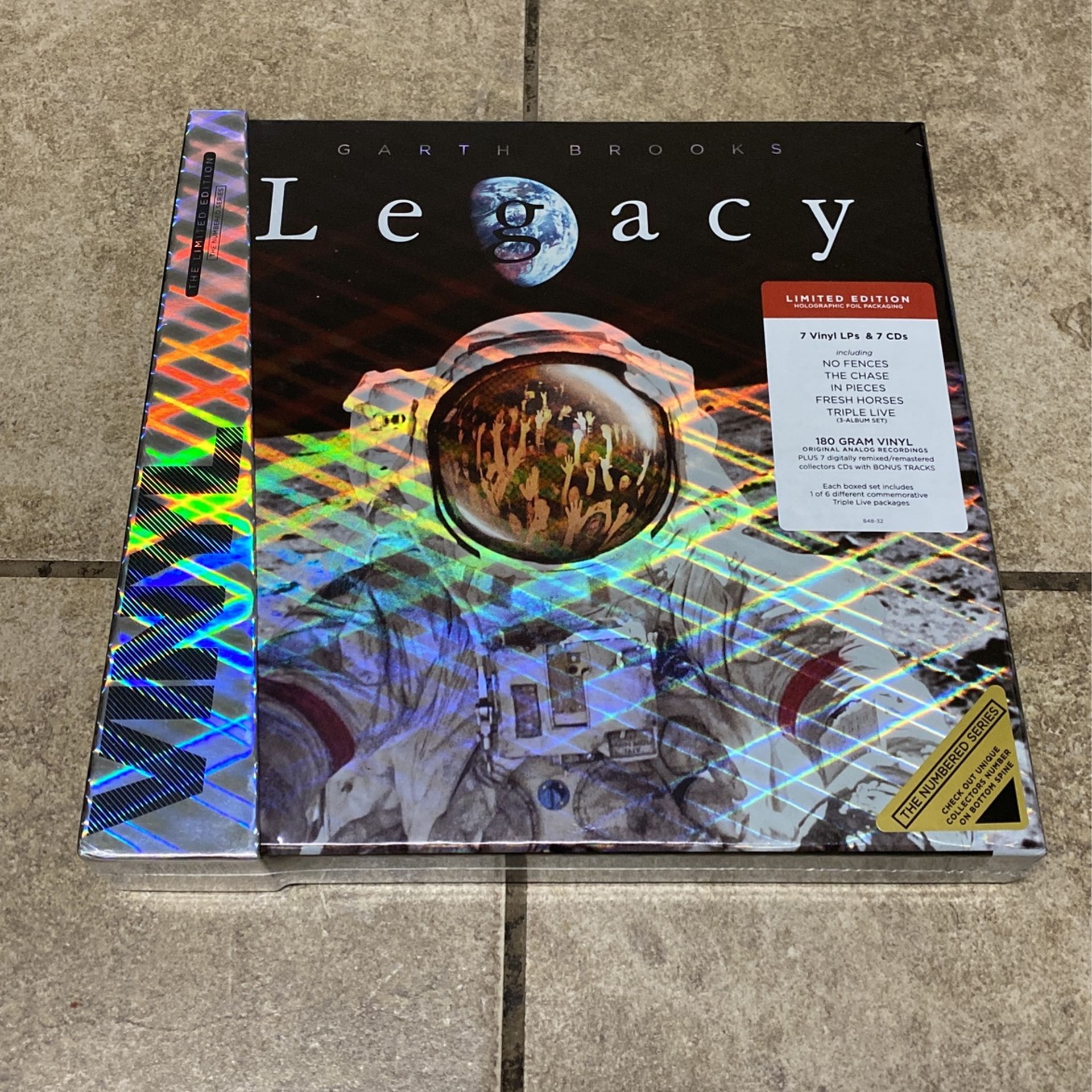 Garth Brooks - Legacy (7LPs & 7CDs Set)