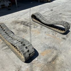 Used Bobcat T450 Tracks