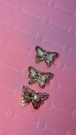 Our beautiful gold plated butterfly ring