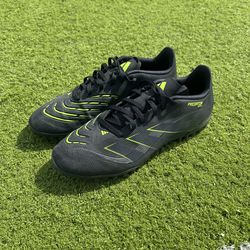 Adidas soccer turf cleats (Mens 9.5)