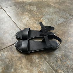 Black Wide Sandals Size 9
