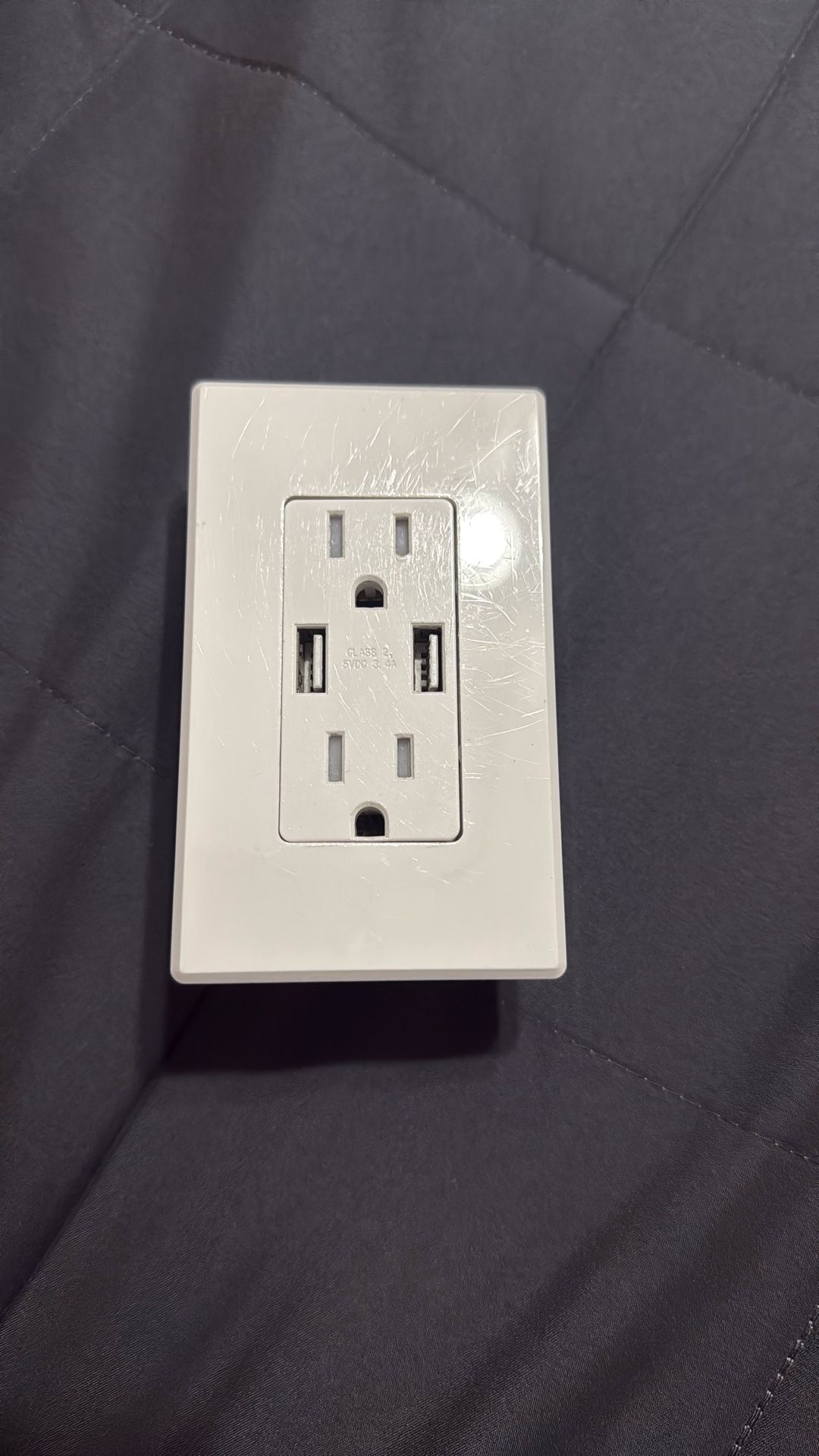 Outlet With USB