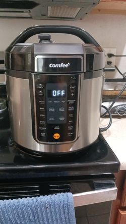 COMFEE'  ELECTRIC PRESSURE COOKER/SLOW COOKER.