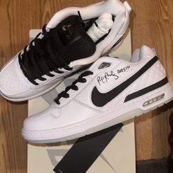 Nike sb dunk X Paul Rodriguez Signed. 