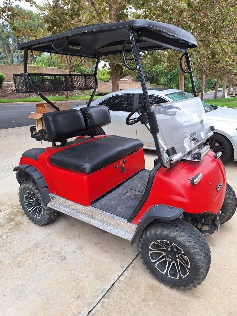 Yamaha Gas Golf Cart And Zimen Trailer 