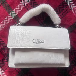 Guess White Shoulder Bag 